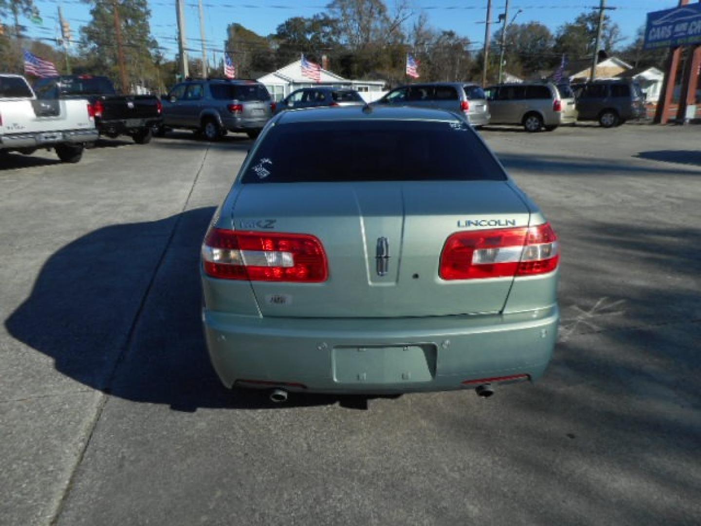 2009 GREEN LINCOLN MKZ (3LNHM26T29R) , located at 1200 Cassat Avenue, Jacksonville, FL, 32205, (904) 695-1885, 30.302404, -81.731033 - Photo#3